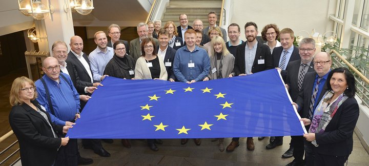 Die Projektpartner beim Treffen im Kreishaus in Soest. Foto: Hubertus-Schwartz-Berufskolleg 