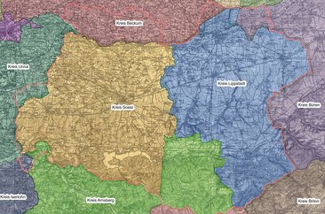 1975 entstand der Kreis Soest in seinen jetzigen Grenzen (rot-weiße Linie). Auf der Karte zu sehen ist, dass mehr dazugehört als die Gebiete der alten Kreise Soest und Lippstadt sowie des Amtes Warstein aus dem damaligen Kreis Arnsberg. Hinzu kamen ebenso kleine Teile der alten Kreise Beckum, Büren und Unna sowie Wickede-Echthausen, das vorher ebenso wie Warstein zum alten Kreis Arnsberg gehörte. Foto: Liegenschaftskataster und Vermessung Kreis Soest