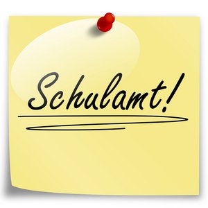 Post-It mit der Aufschrift "Schulamt". Foto: © FotoSasch - Fotolia.com
