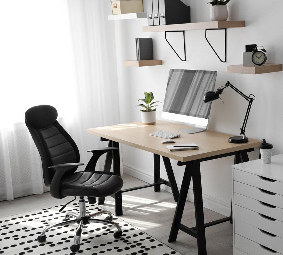 Komfortabler Arbeitsplatz. Foto: Olga Yastremska, New Africa, Africa Studio/stock.adobe.com