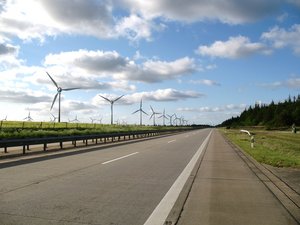 Leere Autobahn. Foto: © pics - Fotolia.com