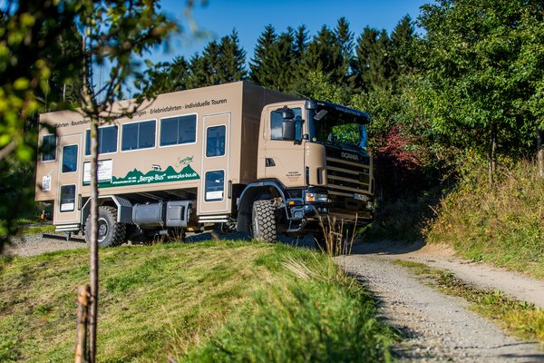 Berge-Bus