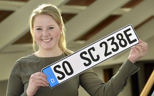 E-Nummernschild Kreis Soest. Foto: Thomas Weinstock/Kreis Soest