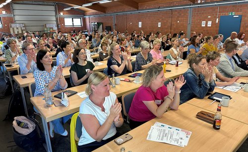 Blick in den Saal