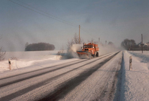 Diese Räumfahrzeuge sorgen dafür, dass die Menschen im Kreis Soest auch im Winter mit dem Auto auf den Straßen unterwegs sein können. Foto: Jürgen Kühne/Kreis Soest.