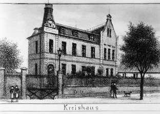 So sah das Soester Kreishaus an der Osthofenstraße früher aus. Es ist das einzige Kreishaus in Westfalen, das sich seit seiner Errichtung 1887 immer an gleicher Stelle befindet. Damals hatte der Soester Kreistag den Bau beschlossen, weil er Sitzungsräume brauchte. Foto: Kreisarchiv.